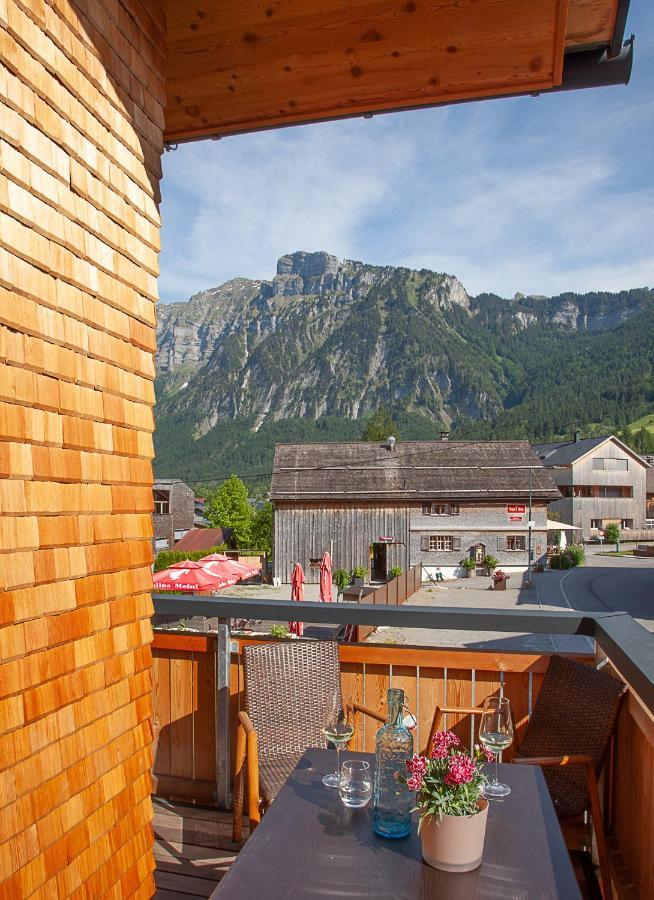 Alpin Aparts Mellau Bagian luar foto